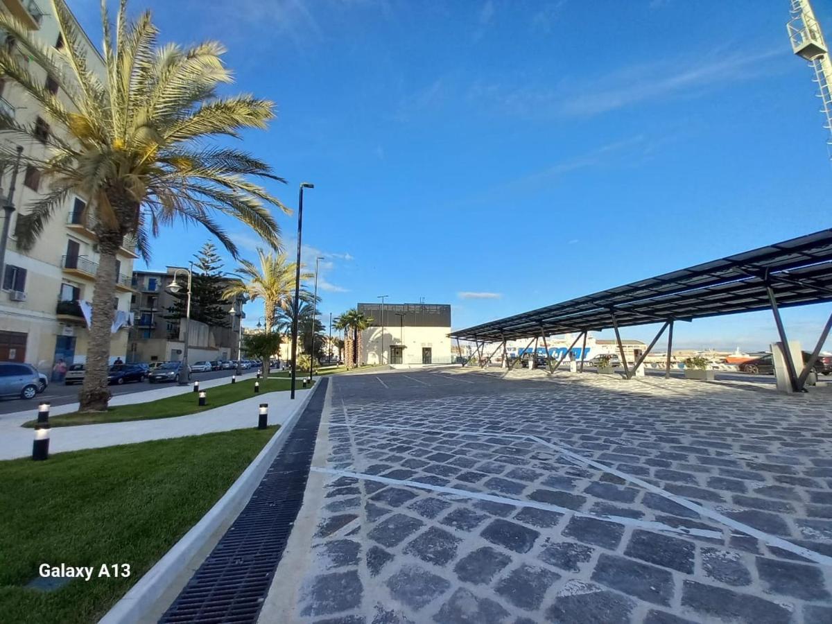 Casa Vacanza Nonna Nena Porto Empedocle Exteriör bild